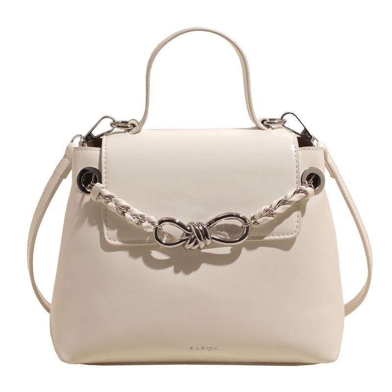 Hand carry fashion leisure large capacity armpit bag new fashion carry small square bag senior sense female bag 2025