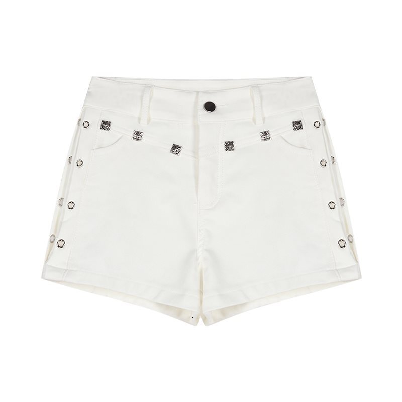 2025 Summer new women's pants black rivet casual shorts women's summer hot girl high waist slim straight leg pants tight shorts outdoor new 