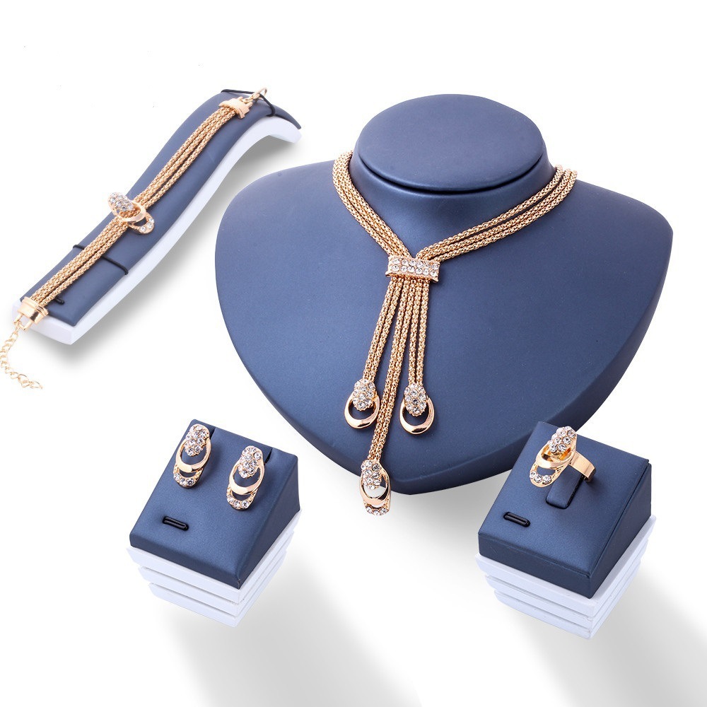 Luxury Jewelry Designer Jewelry Cross-border Hot-selling Gold-plated Exaggerated Crystal Jewelry Set Creative Bride Inlaid Diamond Necklace Earrings R