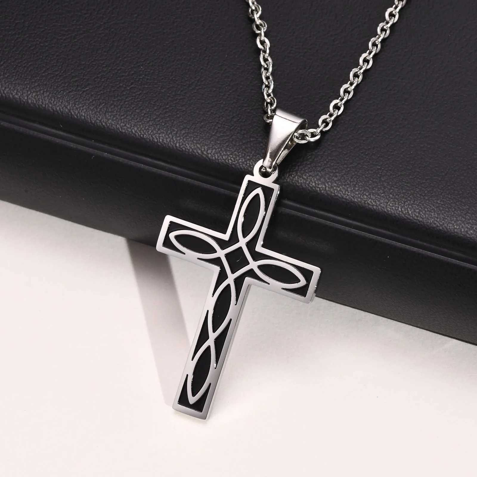 Mens Celtic Knot Cross Necklace Stainless Steel Cross Pendant Necklace Meaning End Vitality No-End Love Gift W250712