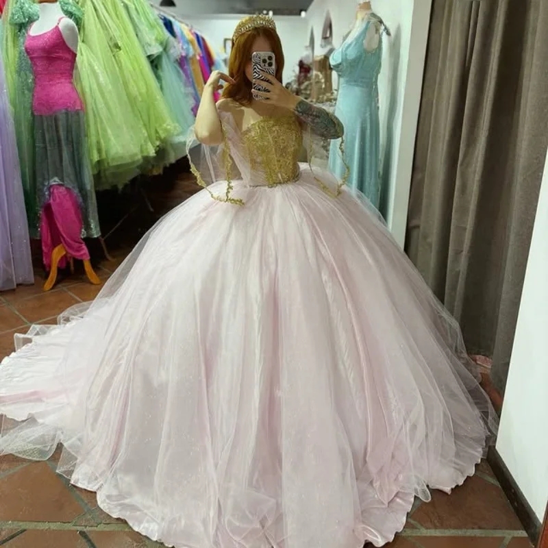 Light Pink Quinceanera Dresses Off the Shoulder Applique Lace Party Birthday Long tail Vestido 15 De Anos Sweet 16 Dress