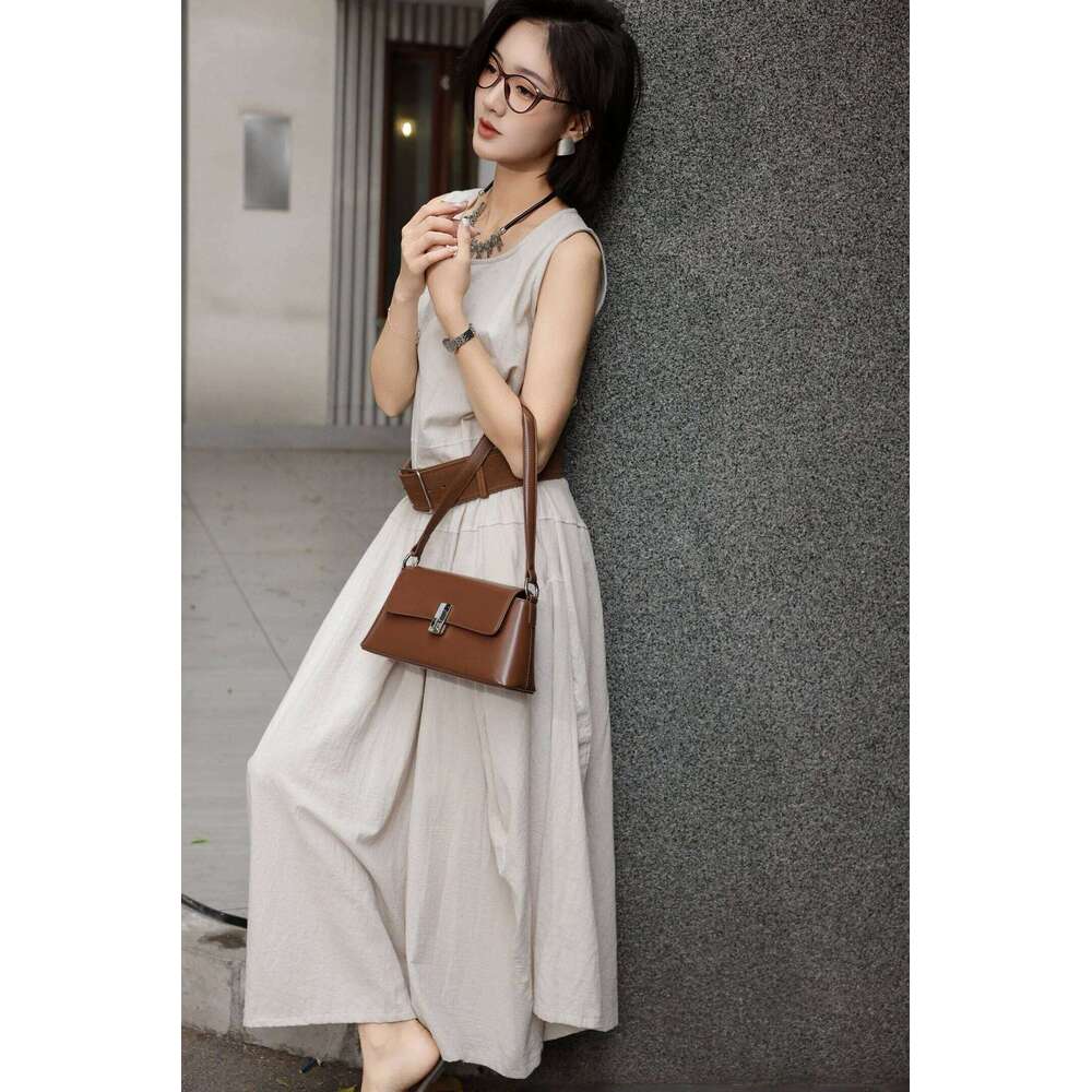 Ladies' Fashionable Retro Leather Buckle Shoulder Crossbody Bag