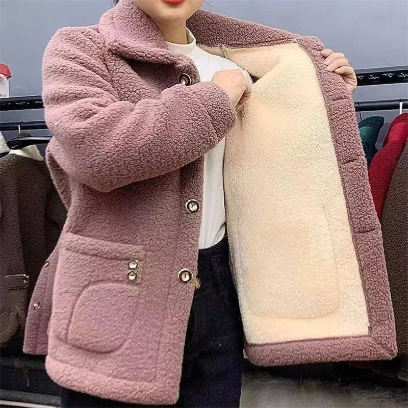 Winter Thick Fleece Single Breasted Lamb Fur Womens Coat Mom Wear Lapel Pocket Fur Warm Casual Jacket Female 250708