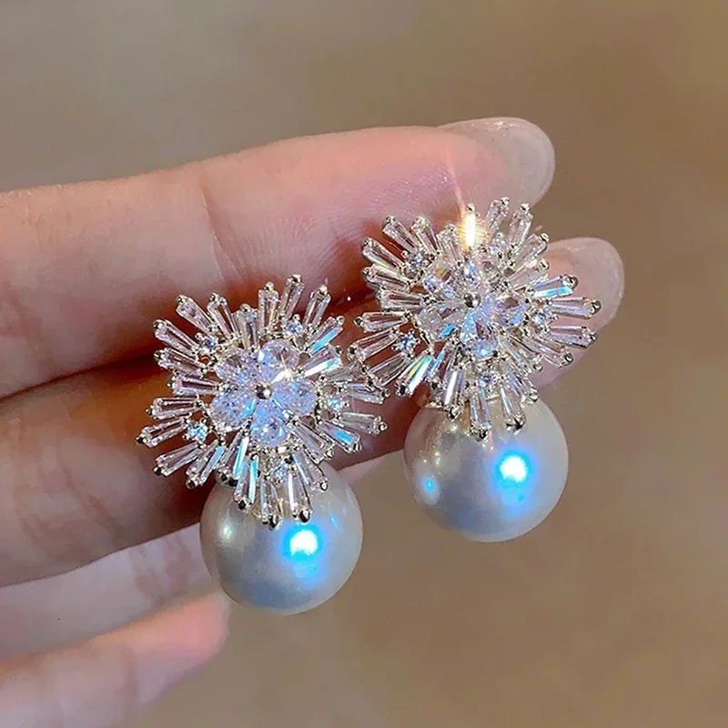 Graceful Female Wedding Earrings with Bright Zirconia Elegant Simulated Pearl Jewelry for Engagement Accessories 250708