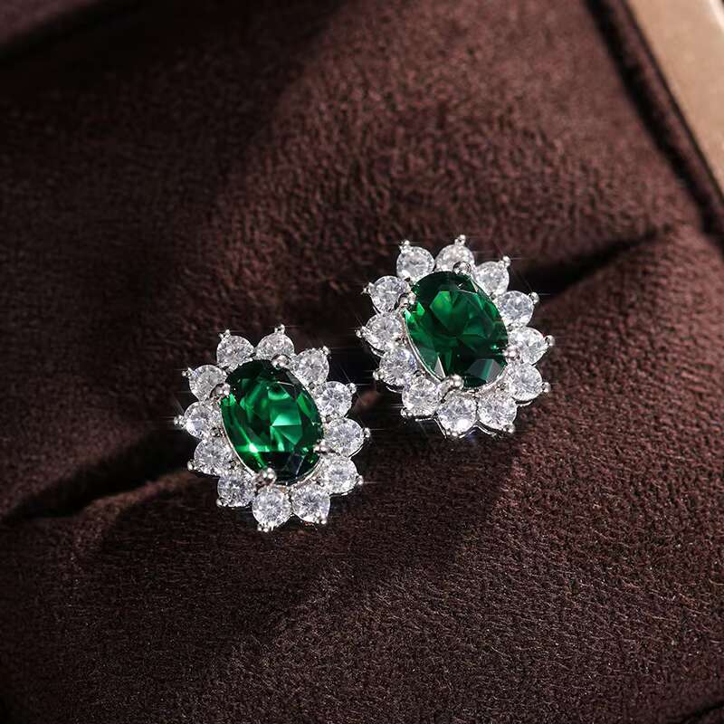 Earring Clip Silver Bling Diamond Earrings Elegant Emerald Gemstone Trendy Cubic Zircon for Engagement and Party