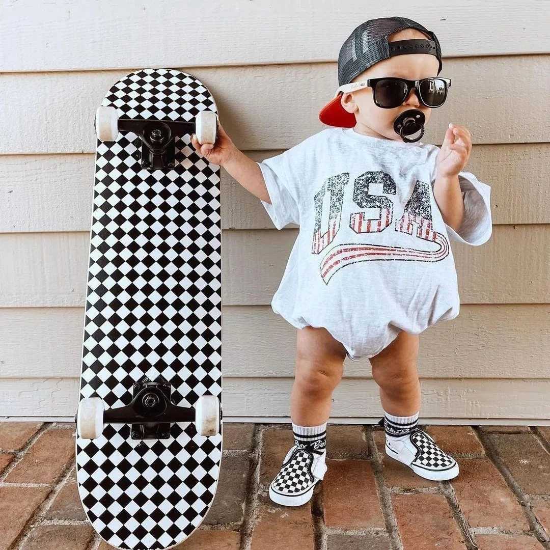 Baby Boys USA Print T-Shirt Romper Newborn Bebe Short Sleeve Sweatshirt Onesie Toddler Girls Romper 0-24M Jumpsuits 2023 Summer Z250712