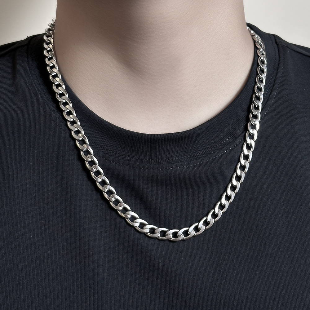 Luxury Jewelry Designer Jewelry European And American Basic Style Versatile Hip-hop Titanium Steel Necklace Niche Temperament Punk Cool Trend Non-fadi