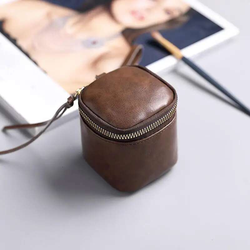 Fashion Small Square Coin Purse High Quality Retro Leather Lipstick Storage Cosmetic Case Women Mini Zipper Wallet Bag Pendant