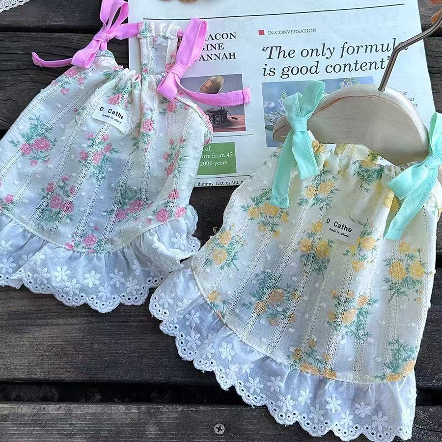 T699 Pet clothes summer new lace flying sleeve princess dress Teddy Bichon dog cat traction buckle sun protection clothes