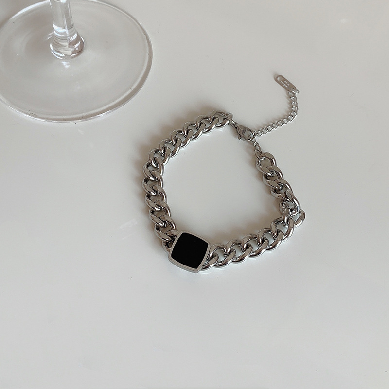 Luxury Jewelry Designer Jewelry Euopean And Ameican Style Unique Niche Vesatile Exaggeated Titanium Steel Thick Chain Non-fading Necklace Black Squae 