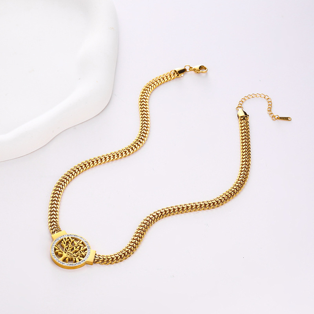 Luxury Jewelry Designer Jewelry Stainless Steel Necklace For Women Titanium Steel Necklace Accessories For Women Cross-border Simple High-end Clavicle