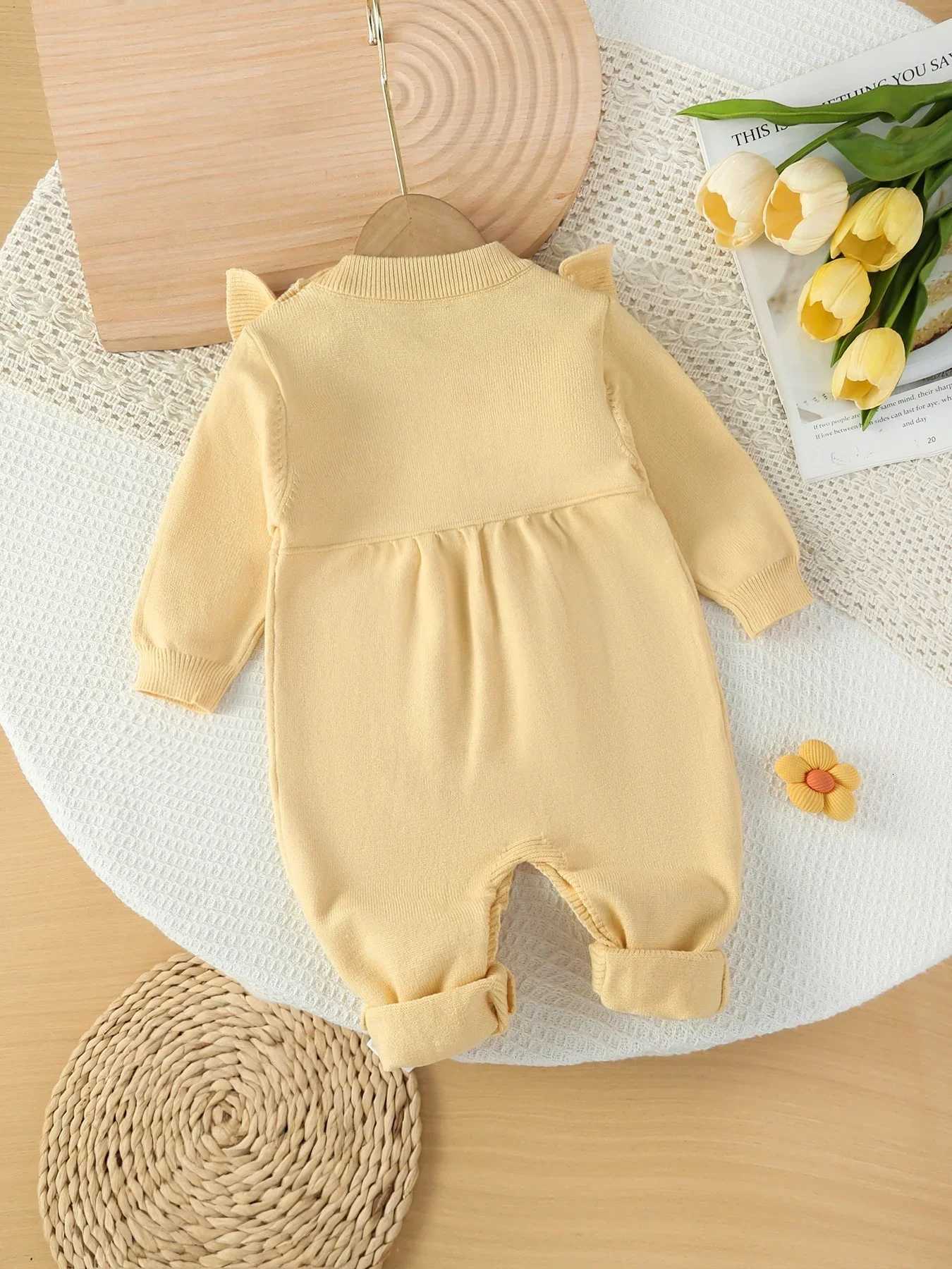 Spring Autumn Baby Girl Knitted Romper Cute Bow Ruffles Soft Crawling Friendly Side Bottom Buttons Onesie Z250712