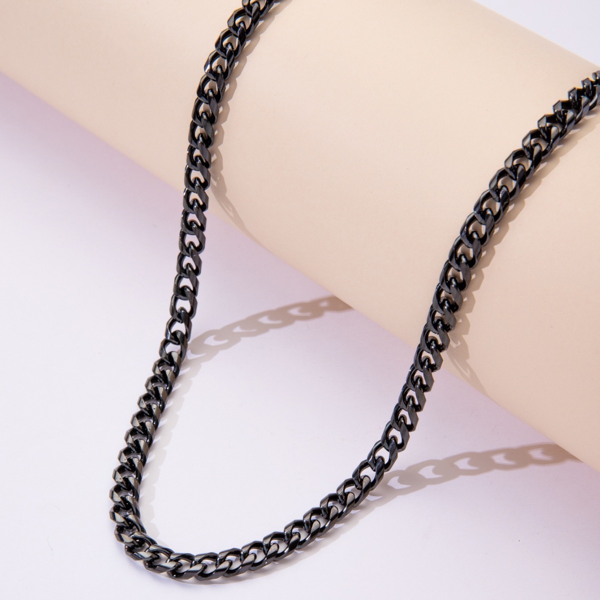 Luxury Jewelry Designer Jewelry Titanium Steel Necklace Amazon Hot Selling European And American Hip Hop Trendy Chain Men's Black Collarbone Chai