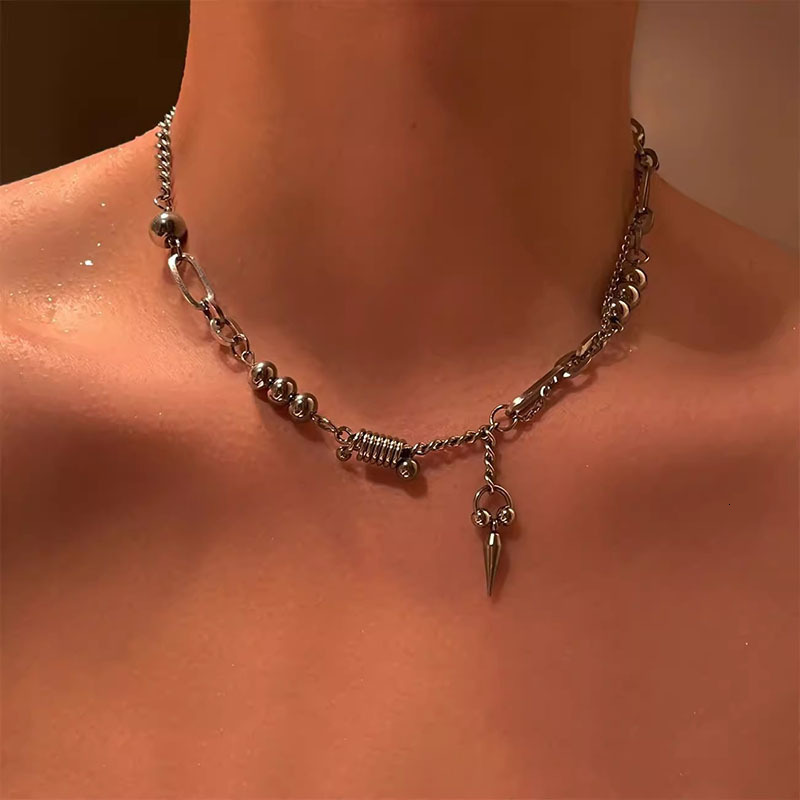 Luxury Jewelry Designer Jewelry Full Titanium Steel Non-fading Rivet Splicing Necklace For Men Hip-hop Style Clavicle Chain For Women Unique Design Sw