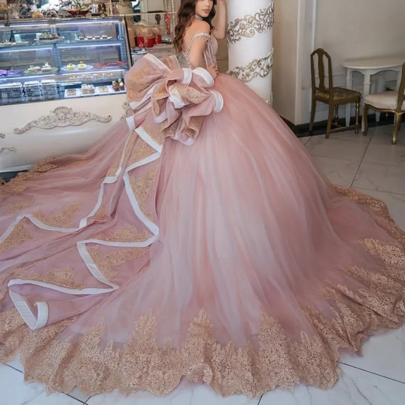 Pink Quinceanera Dresses Off the Shoulder Applique Lace Beads layering Long tail Vestido 15 De Anos Sweet 16 Dress