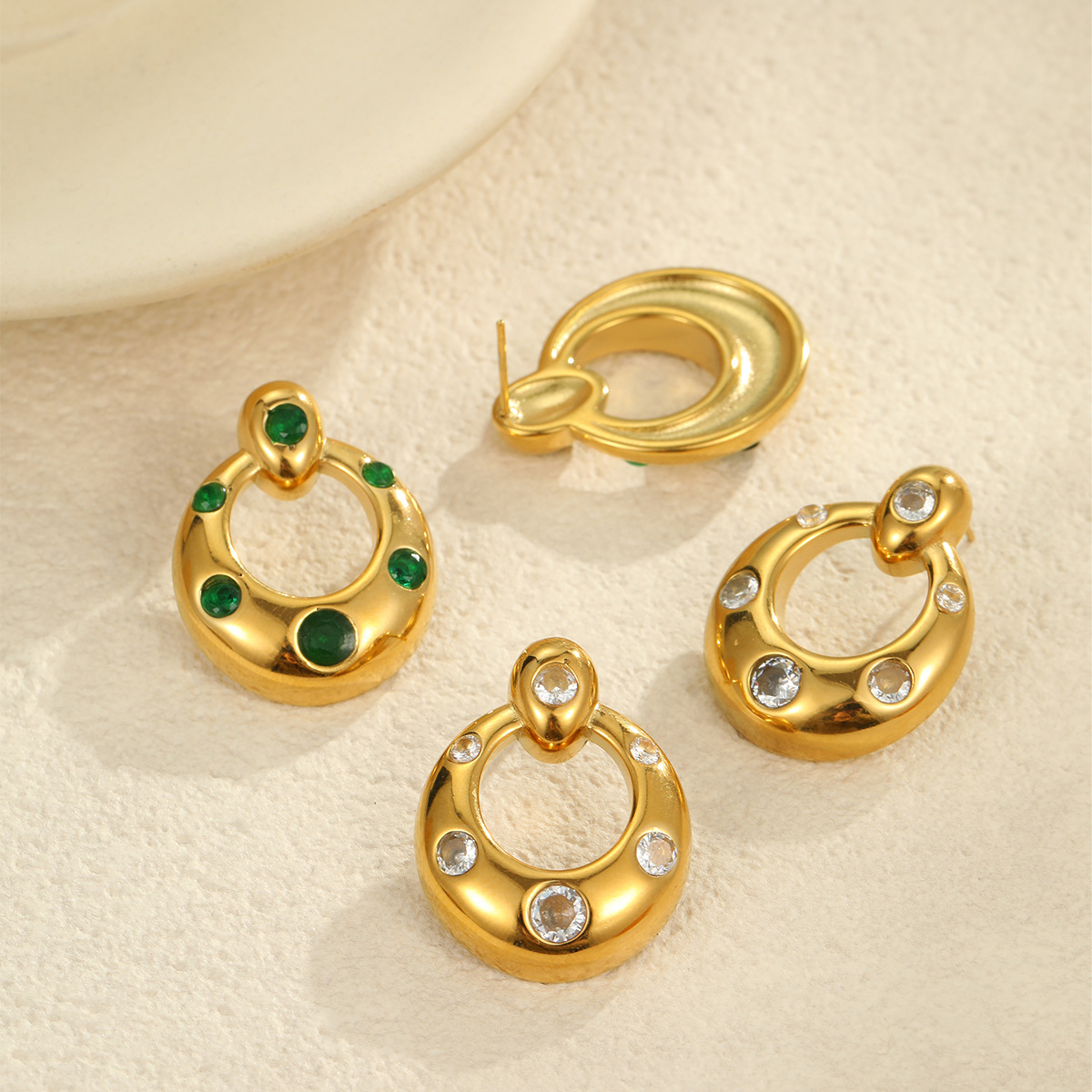 European and American Retro inspired Stainless Steel Earrings Inlaid with Cubic Zirconia Creative and High end Ear Jewelry
