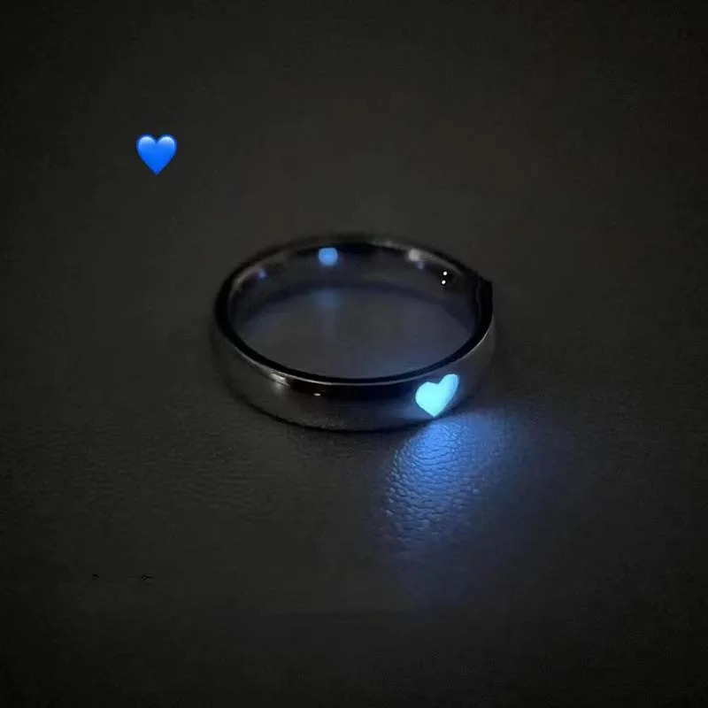 Fashion Blue Love Heart Luminous Ring for Women Men Retro Glow In Dark Silver Color Adjustable Couple Finger Rings Jewelry Gift 250704