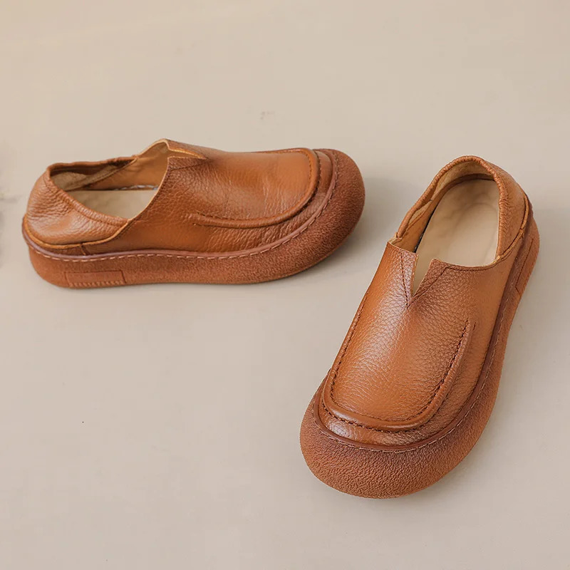 V cut cowhide leather flats ladies concise slip on shoes womens orthopedic loafers mother soft driving moccasin woman flats 250707
