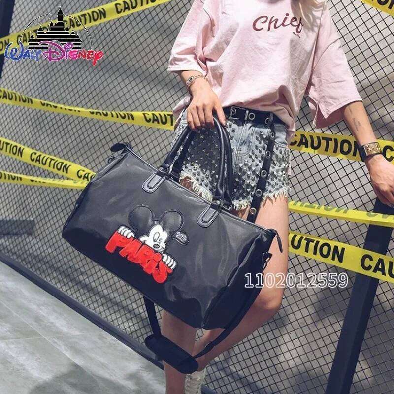New Women's Handbag Brand Large Capacity Portable Travel Fashion Outdoor Fiess Bag