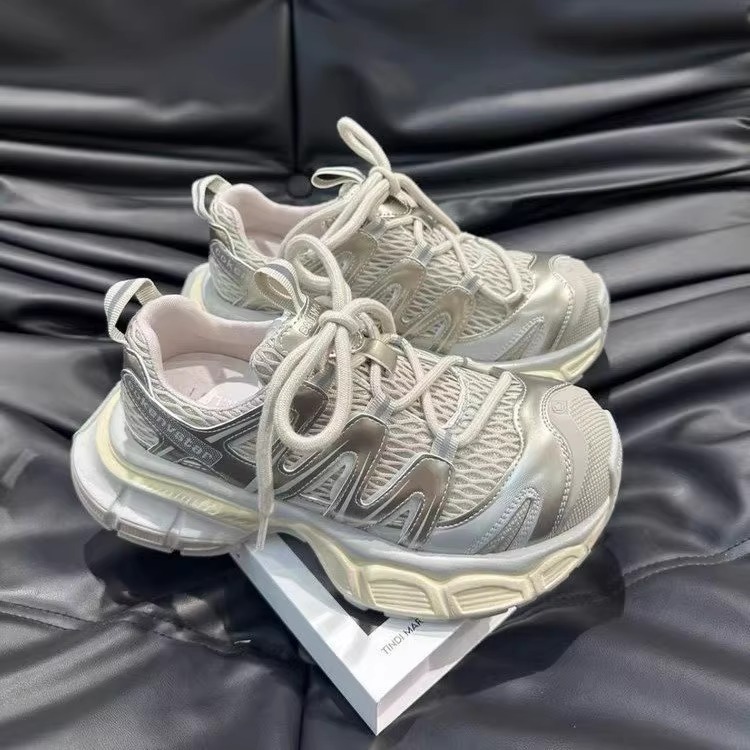 Mesh breathable dad shoes new styles for spring and summer big - head thick - sole lightweight running sports shoes for women