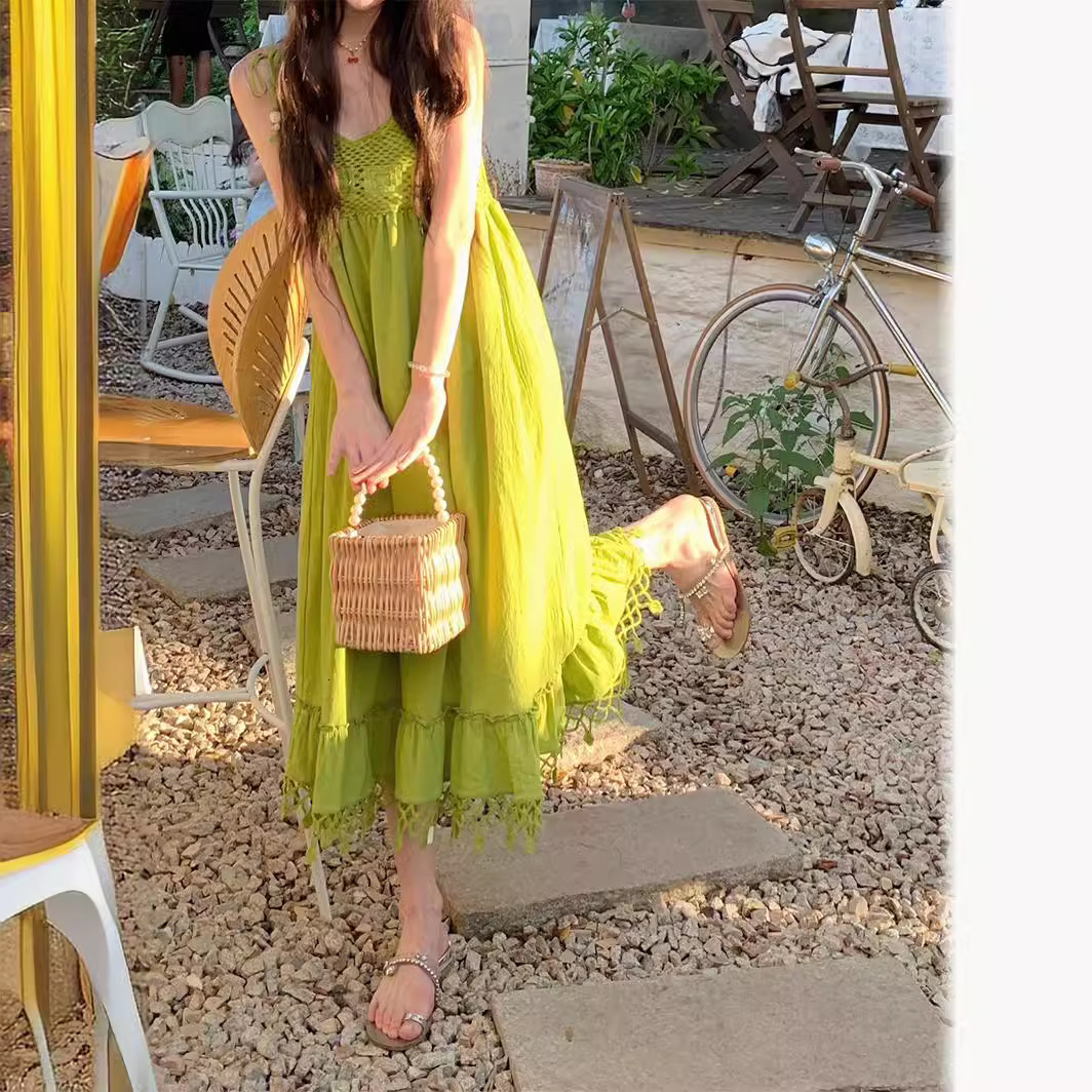 2025 Summer new women's dress vest dress Summer new pleated Bohemian style travel fashion vacation long dress New luxury designer women's dr