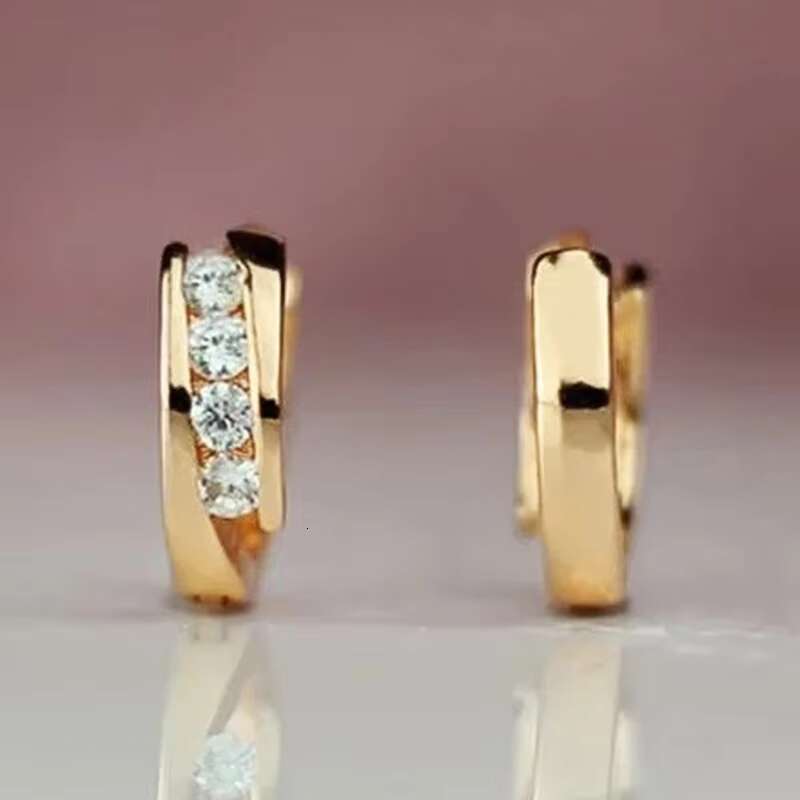Factory OEM New Gold Plating White Imitated Diamond Earrings for Women Wedding Wholesale Low-key CZ Hoop Earrings Jewelry