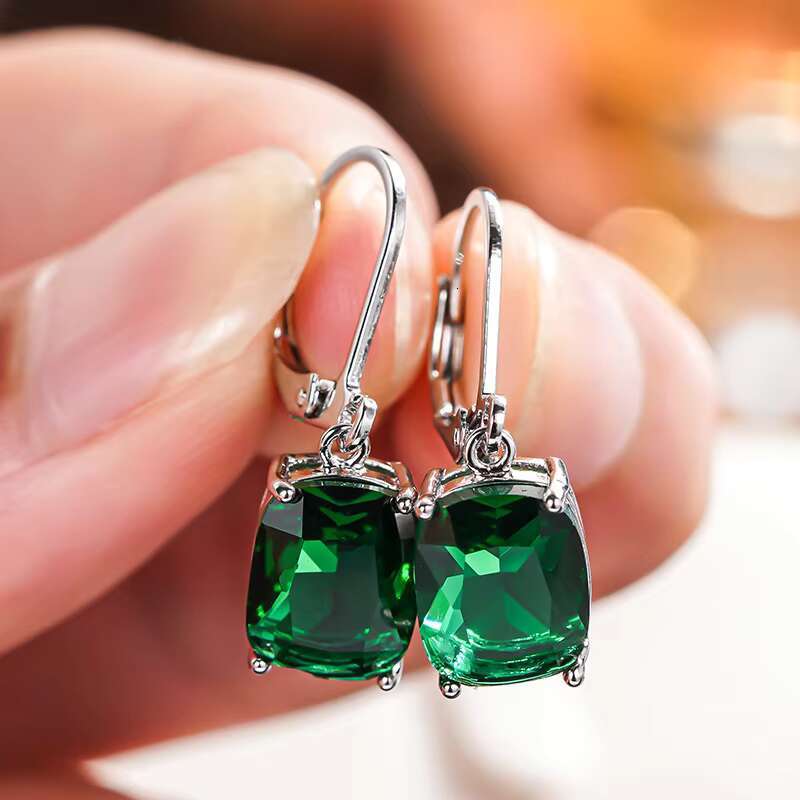 Bling Beautiful Radiant Cut Light Blue Zircon Romantic Bridal Earrings Girls Lady Pure Ladies Drop Earrings