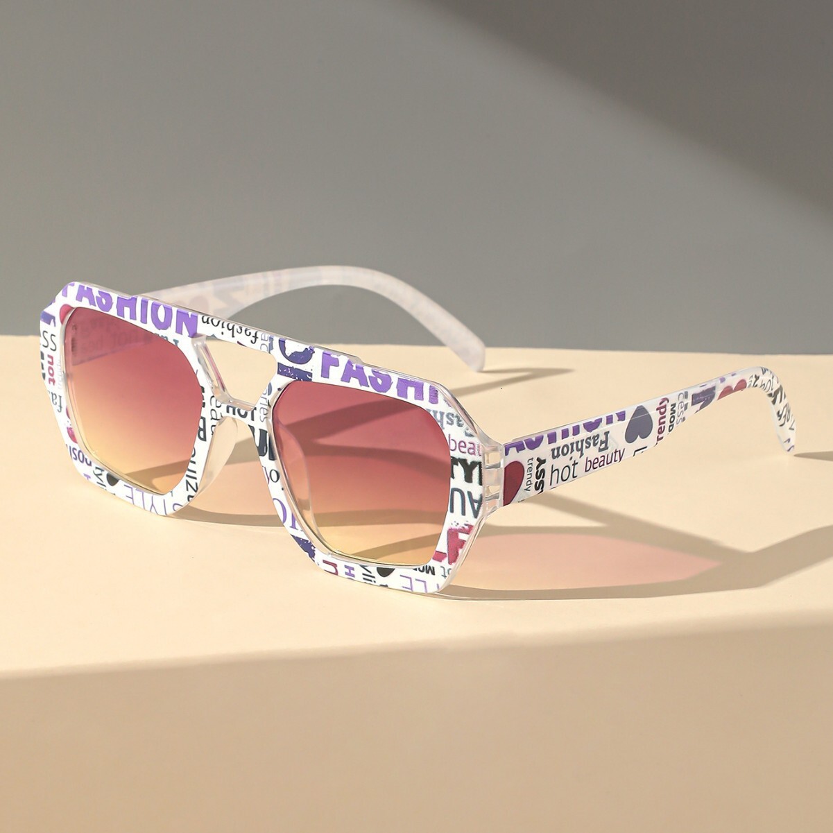 Designer Luxury Glasses, Retro Double-bridge Fashion Flag Sunglasses, Outdoor Street Style Sun Protection Driving Trendy Women's Cross-border Sun