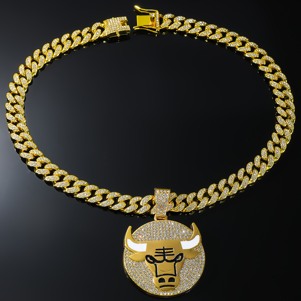 Luxury Jewelry Designer Jewelry Hip-hop Style Full Diamond Bull Head Pendant Zinc Alloy Large Buckle Necklace Men's Street Dance Trend Necklace A