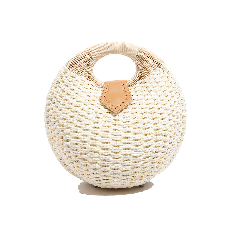 Luxury Brand Designer Bag Unique Cute Rattan Handbag For Women 2025 Spring Fashion Casual Straw Beach Bag Simple Shell Bag Trendy