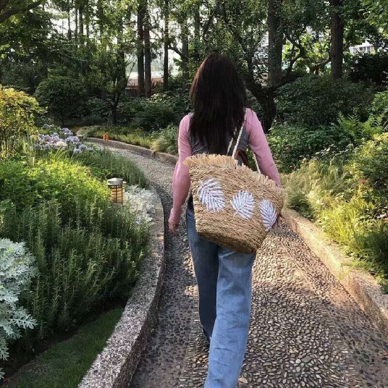 Summer Stripe Tote Straw Women's New Beach Seaside Outdoor Travel Vacation Large Capacity Shoulder Bag Portable Basket