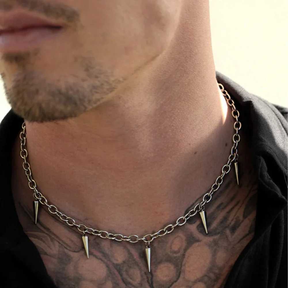Men Punk Style Rivet Tassel Necklace Women Fashion Geometric Titanium Steel Hip Hop Chain Necklace Jewelry W250712