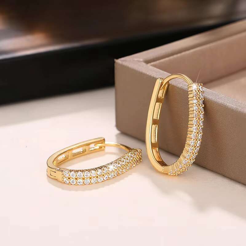 Luxury Full Paved CZ Hoop Earring for Women Simple Elegant Ladys Wedding Party Daily Wear Fashion Jewelry Hoop Earrings