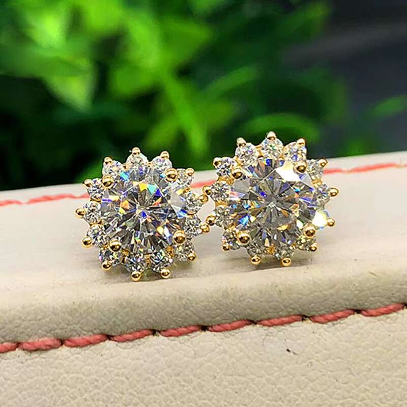 Luxury Sparkling Cubic Zirconia Silver Plated Bridal Earrings Delicate Women Wedding Flower Design Stud Earring for Women