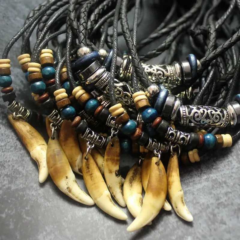 Fashion Necklace for Men and Women Vintage Wolf Tooth Pendant ather Beaded Weaved Prayer Necklace Fashion Jewelry Necklaces W250712