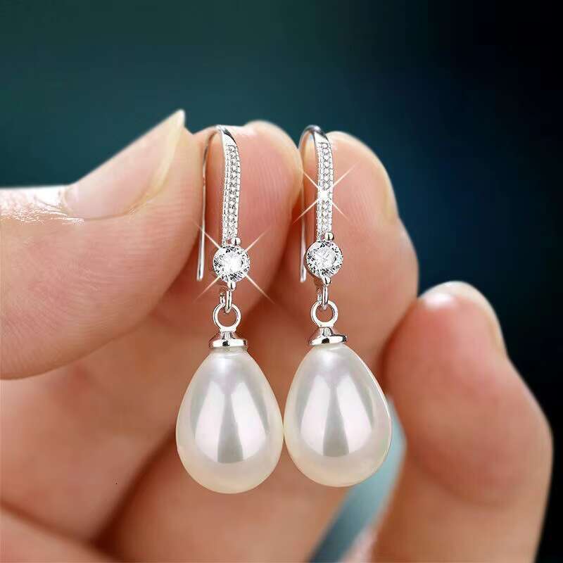 Hot Selling Exquisite Creative French Sweet Silver Plating Brass Round Tear Drop Pearl Wedding Bridal Earrings