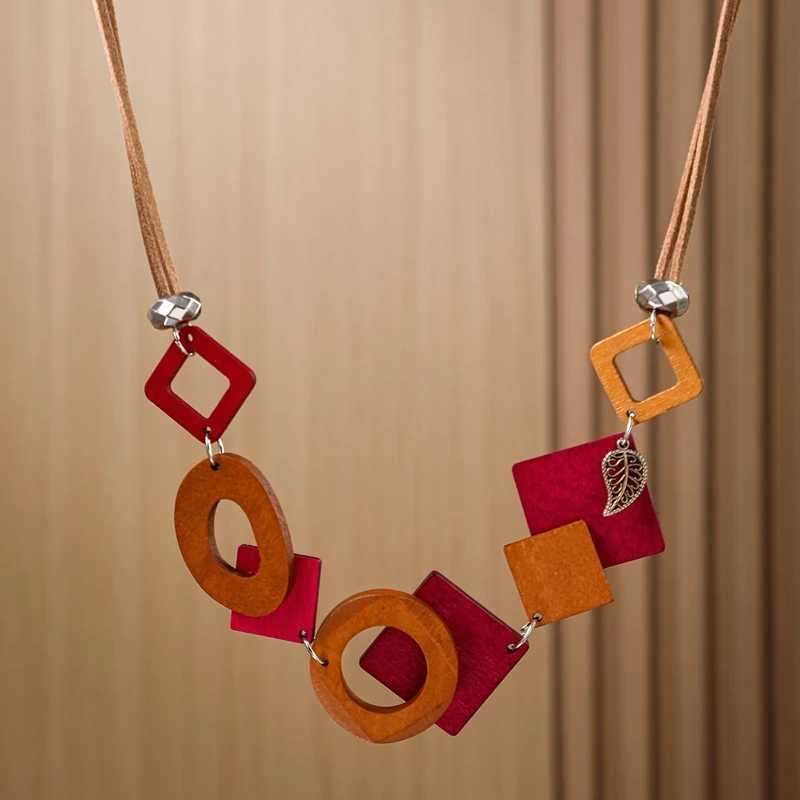 Geetric Wood Accory Wens Bib Necklace Vintage Ethnic Statement Pendants Necklaces for Wen Daily Wear Fashion Jewelry W250712