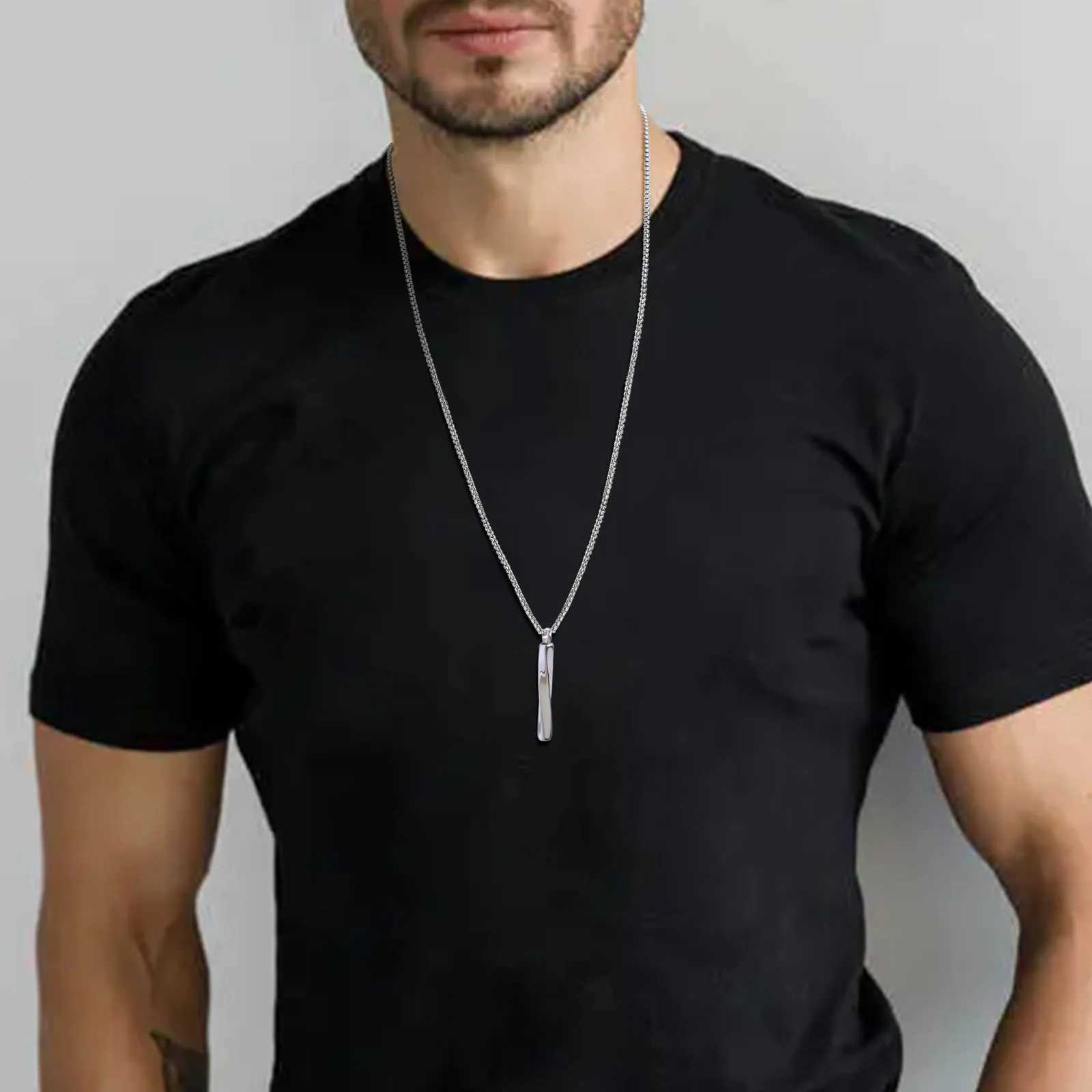 Stylish Mobius Necklaces for Men Waterproof Stainless Steel Twisted Vertical Bar Pendant Collar Gifts Jewelry Can Be Opened W250712