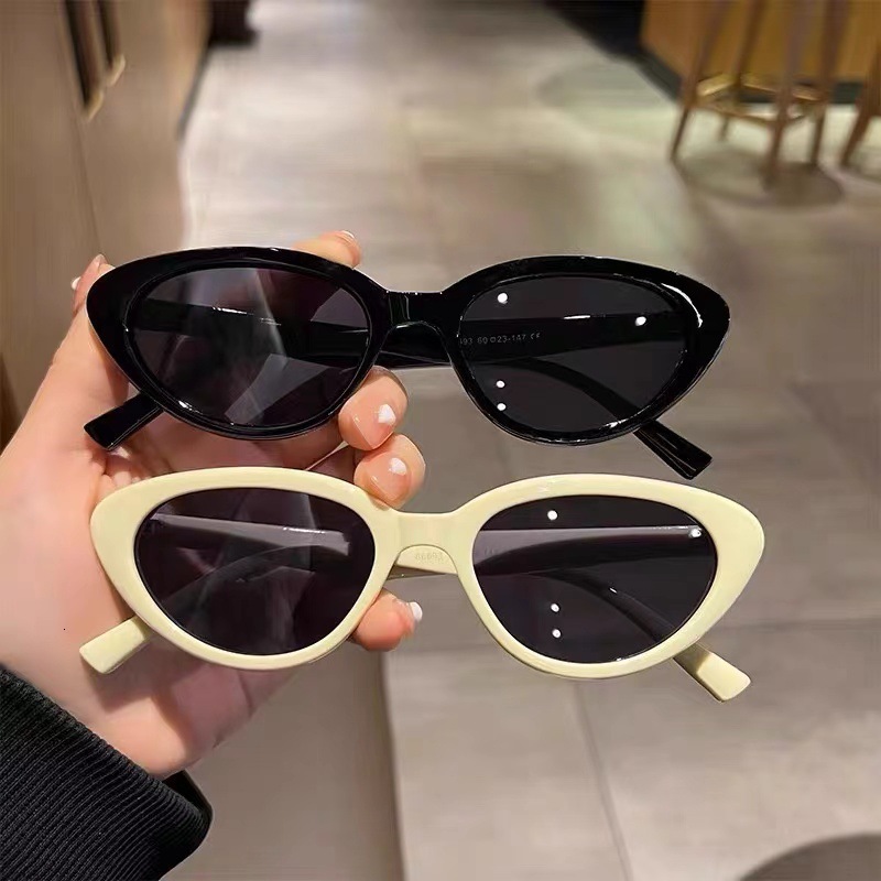Designer's luxury glasses Cat Eye Small Face Sunglasses 2025 New European and American Sweet and Spicy Girl New Sunglasses Female Style Ins Inter