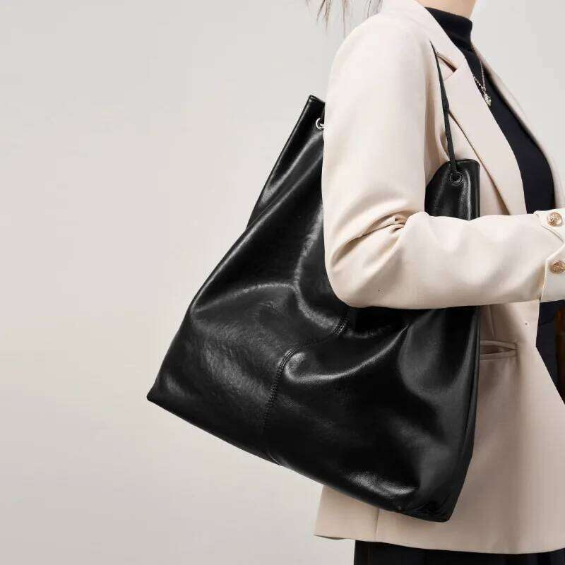 2025 New Style Quality Cow Leather Women's Handbag, Large-Capacity Tote For Lady, Versatile Underarm Shoulder Commuter Bag
