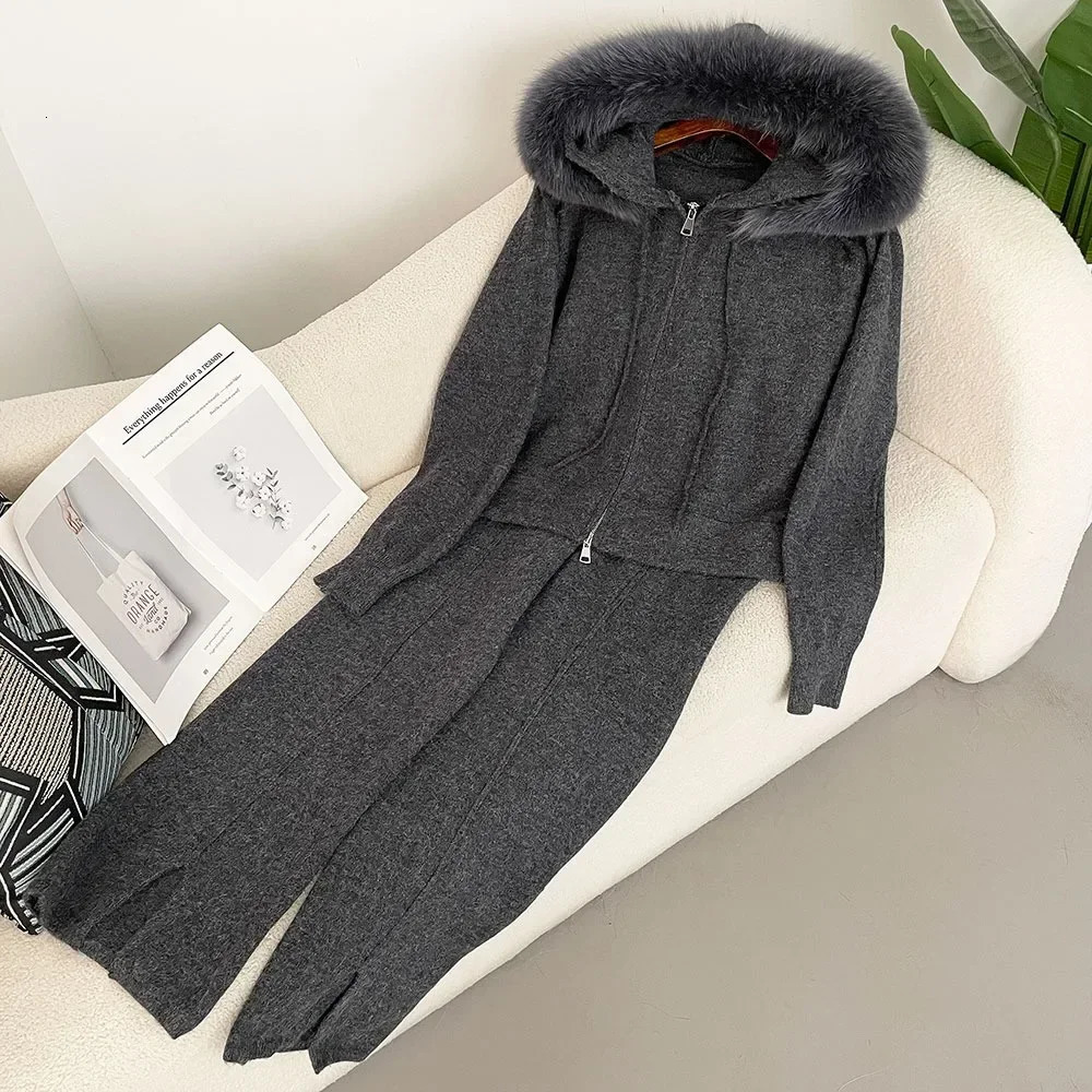 Knitwear Autumn and Winter Fashionable Sweater Suit Women Trousers Hooded Jacket with Detachable Fox Fur Collar Fur Coat 250708
