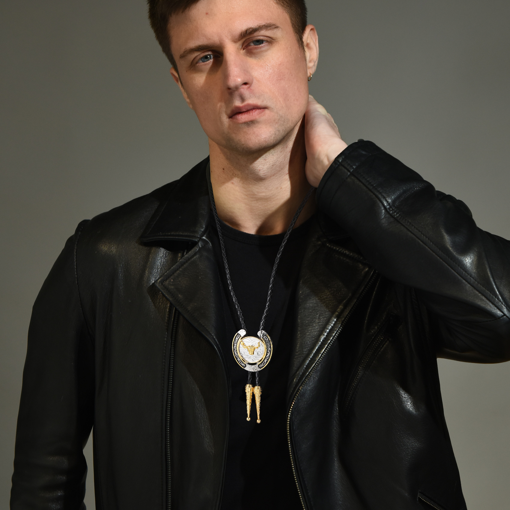 Luxury Jewelry Designer Jewelry Fashion Trend Letter Pendant Necklace For Men Horseshoe U-shaped Neck Rope Creative Design New Tie Necklace Cross-bord