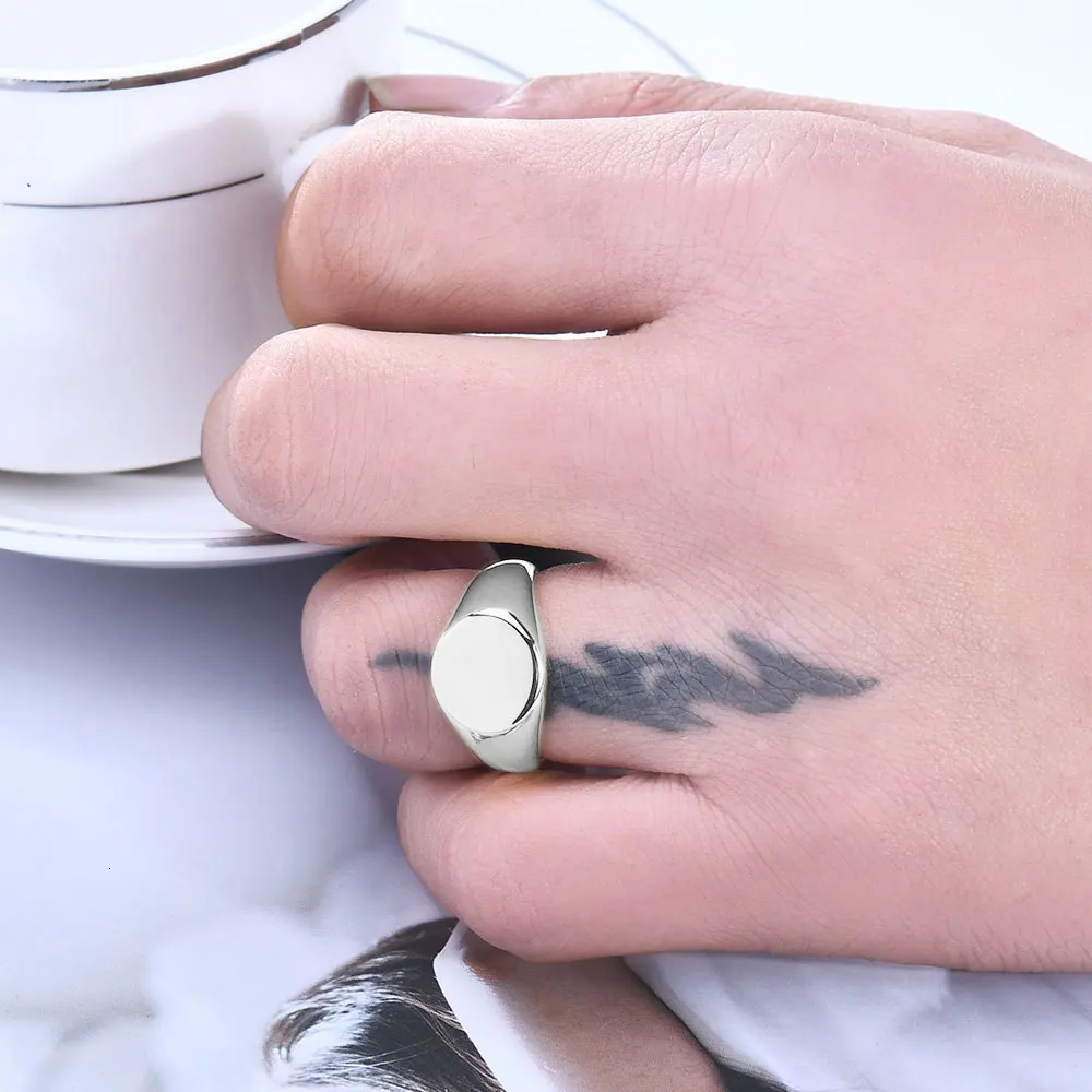 Women Signet Ring Polished Seal Chunky Oval Width Ring Stainless Steel Simple Punk Fashion Jewelry Accessories 250708
