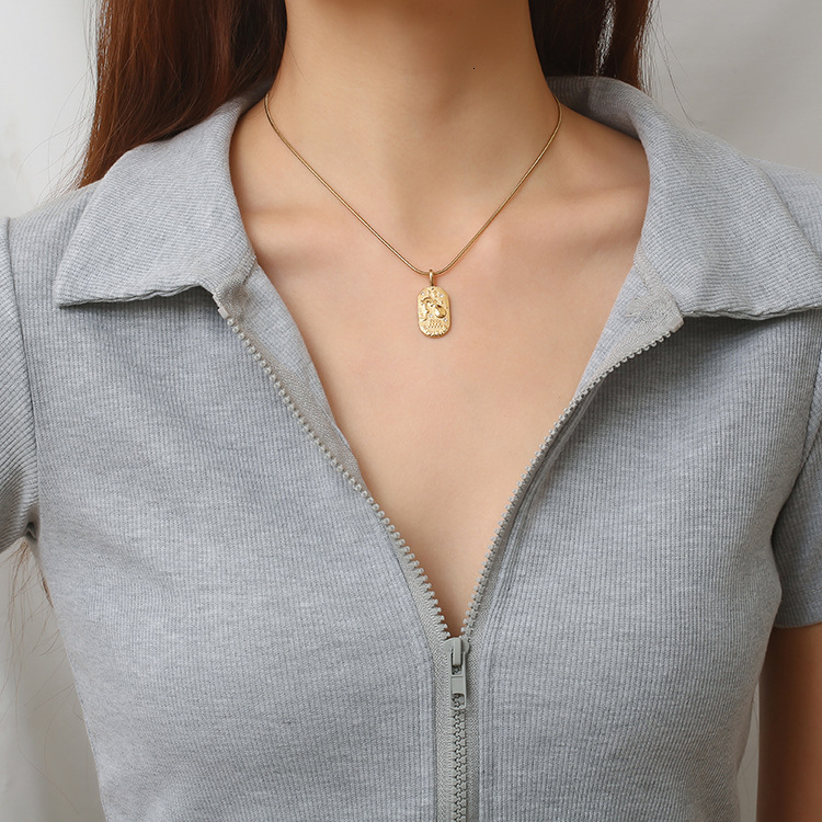 Luxury Jewelry Designer Jewelry European And American INS Fashion Simple Niche Retro Pendant Jewelry Stainless Steel Casting Oval Zircon Constellation