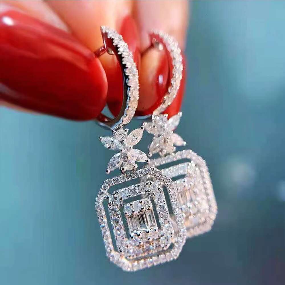Factory Modern Fashion Silver Plated Women Dangle Earrings Dazzling Cubic Zirconia for Party Jewelry Drop CZ Earrings