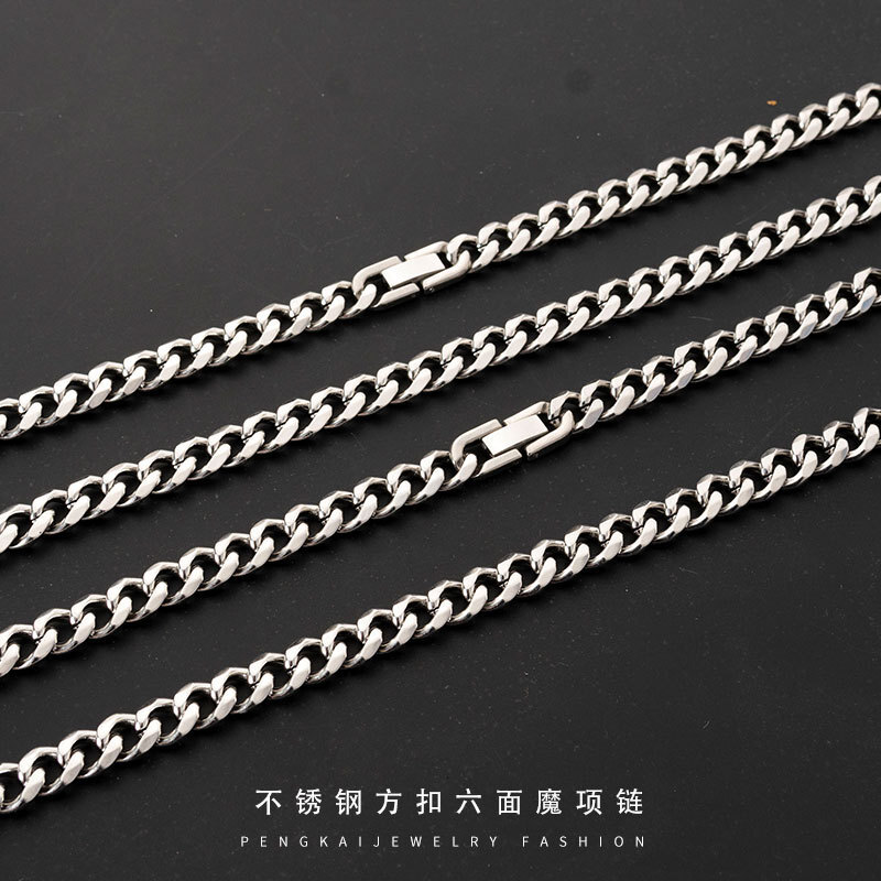 Luxury Jewelry Designer Jewelry European And American Fashion Stainless Steel Square Buckle Six-sided Magic Titanium Steel Necklace For Trendy Chain W