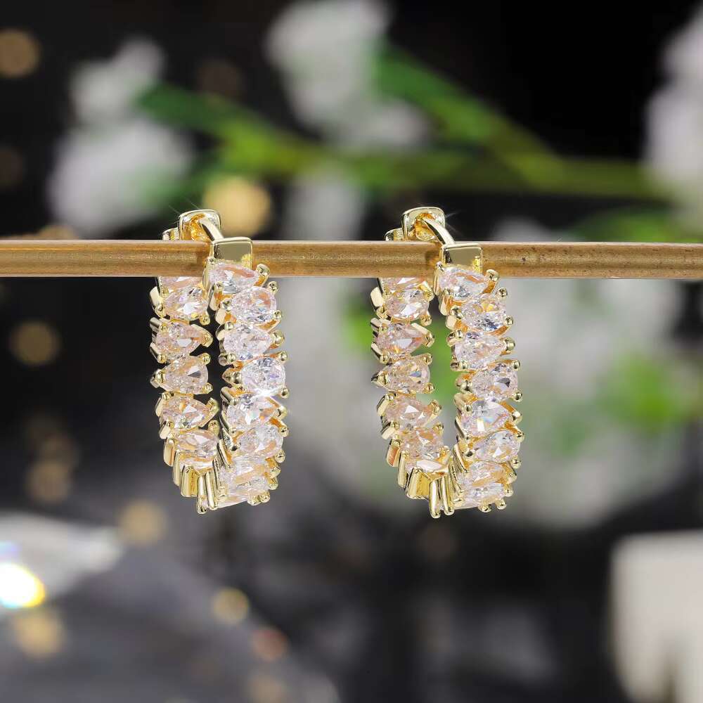 High-quality Silver Color/Gold Color Earrings Women Wedding Party Hoop Earring Versatile Luxury Cubic Zirconia Jewelry