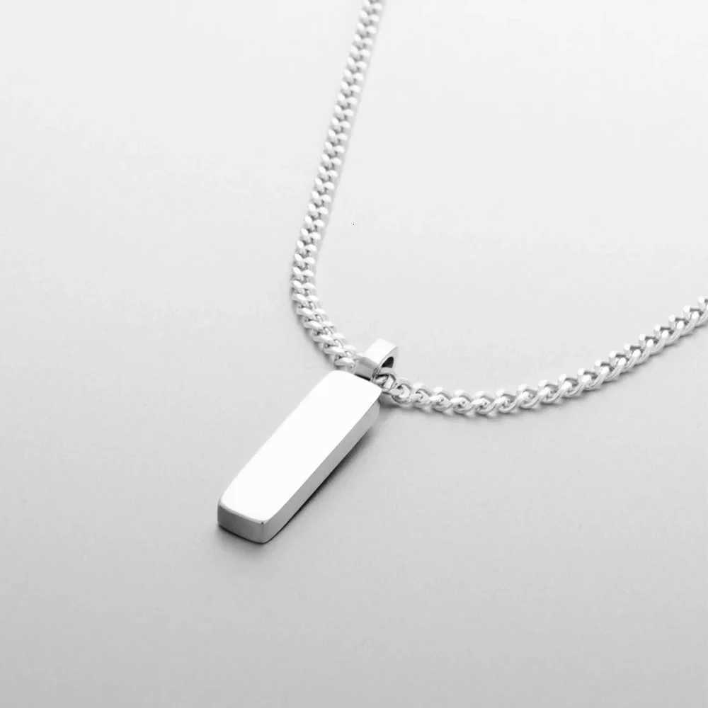 18K Gold Plated Stainless Steel Minimalist Square Pendant Necklace Fashion Mens Accessories Wholesale W250712