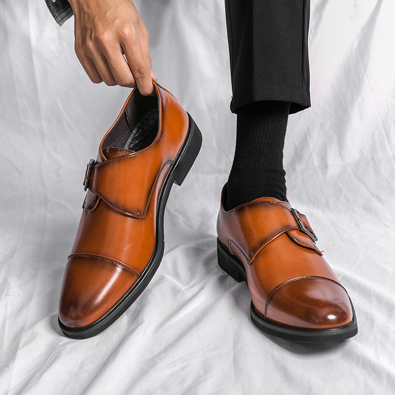 Free shipping 2025 casual shoes men business shoes plus size pointed low top shoes fashion classic leather shoes