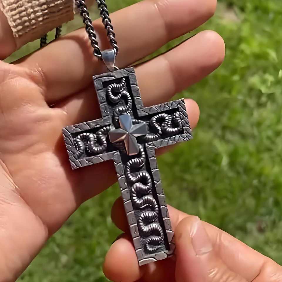 With Secret Compartment Cross Pendant Necklace Openable Locket Neck Chain Choker Vintage 3D Printed Charm Jewelry for Women Men W250712